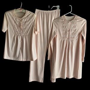 Vintage Gossard Artemis Pajama and Robe Set Women's Petite Pink Antron Nylon